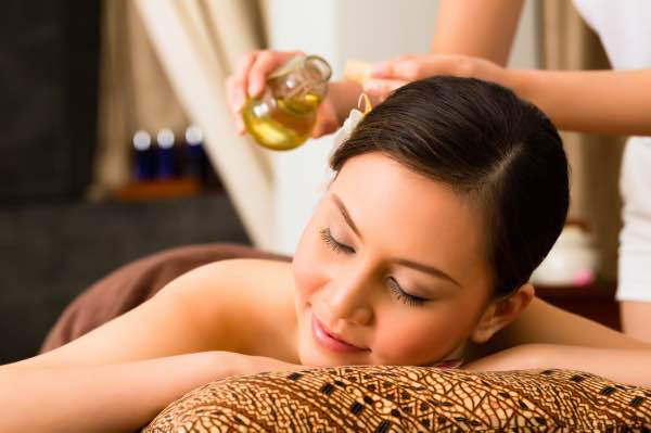 Ayurveda Ganzkörpermassage Kalari in Nürnberg